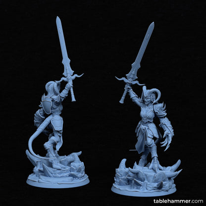 Nyssara the Cursed – Demon Queen of Shadows (60mm Base)
