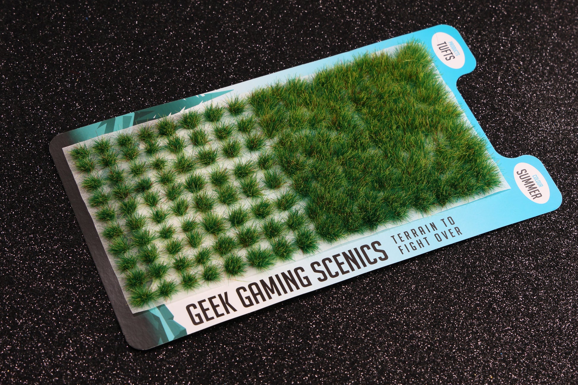 Tufts - Summer Self Adhesive Static Grass Tufts x 140 - Geek Gaming Scenics